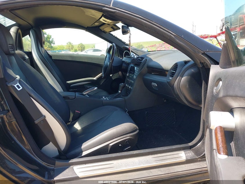 2007 Mercedes-benz Slk-class VIN WDBWK54F57F158422 IAAI salvage auction — NORMAL WEAR, Clear (Florida), sold $1,525 on 2026-07-14 (photo 5)