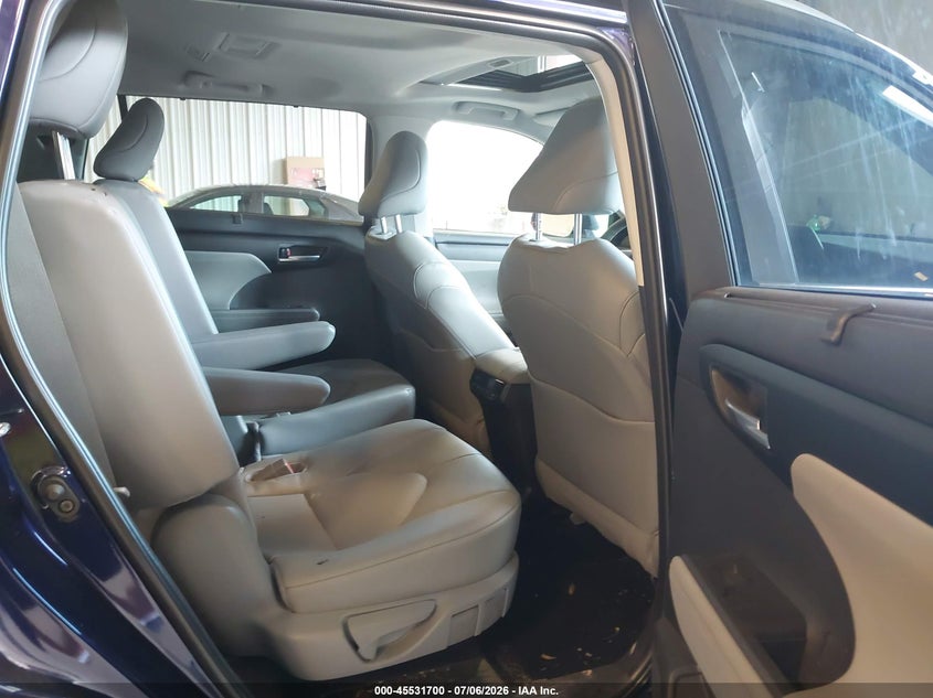 2026 Toyota Highlander VIN 5TDKDRBH8TS602540 IAAI salvage auction — FRONT & REAR, Salvage Title, sold $16,100 on 2026-07-31 (photo 8)