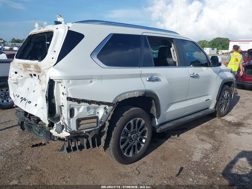 2024 Toyota Sequoia VIN 7SVAAABA0RX032213 IAAI salvage auction — REAR END, Rebuildable (Florida), sold $34,475 on 2026-08-13 (photo 4)