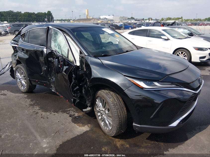2024 Toyota Venza VIN JTEAAAAH8RJ180763 — IAAI salvage auction photo