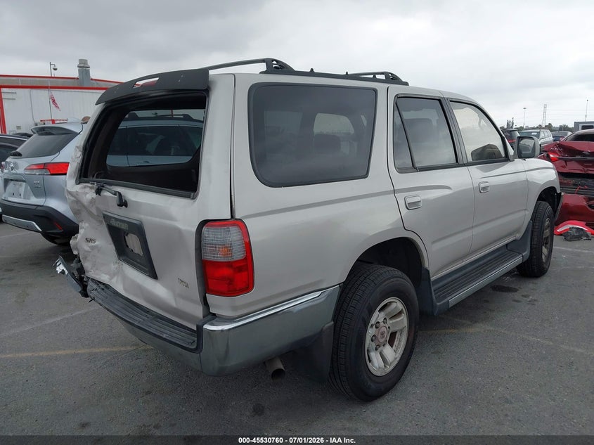 1998 Toyota 4runner VIN JT3GN86R6W0079515 IAAI salvage auction — SIDE, Salvage (California), sold $675 on 2026-07-30 (photo 4)