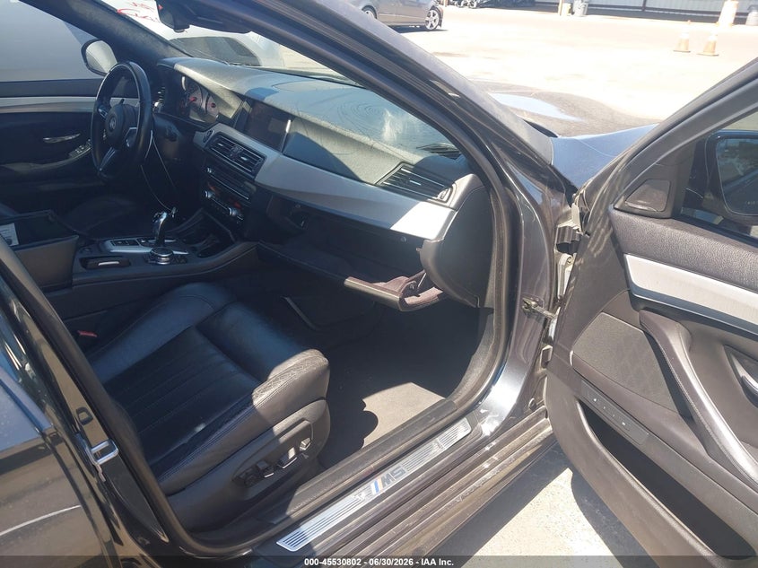 2016 BMW M5 VIN WBSFV9C53GD595591 IAAI salvage auction — SIDE, Salvage Title, sold $7,700 on 2026-08-05 (photo 5)
