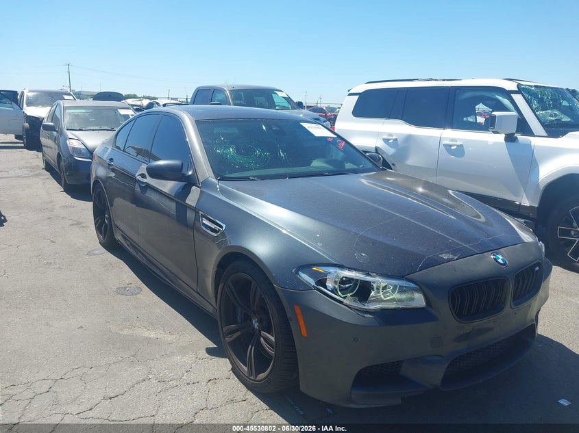 2016 BMW M5 VIN WBSFV9C53GD595591 IAAI salvage auction — SIDE, Salvage Title, sold $7,700 on 2026-08-05 (photo 6)