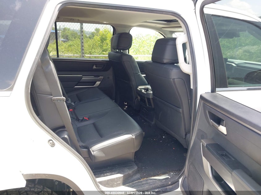 2024 Toyota Sequoia VIN 7SVAAABA9RX030248 IAAI salvage auction — LEFT FRONT, Salvage Title, sold $38,450 on 2026-08-04 (photo 8)
