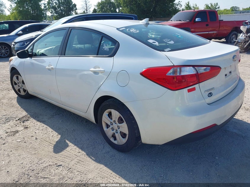 2016 Kia Forte VIN KNAFX4A61G5498025 IAAI salvage auction — NORMAL WEAR, Clear (Indiana), sold $725 on 2026-07-14 (photo 3)