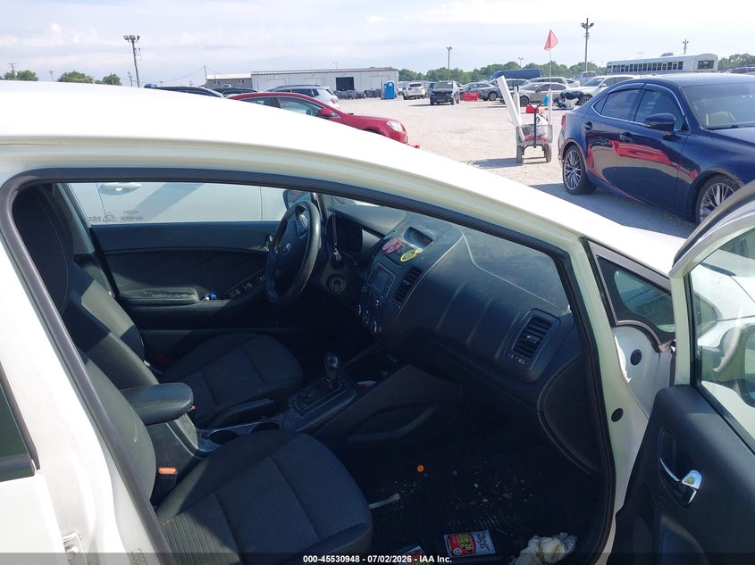 2016 Kia Forte VIN KNAFX4A61G5498025 IAAI salvage auction — NORMAL WEAR, Clear (Indiana), sold $725 on 2026-07-14 (photo 5)