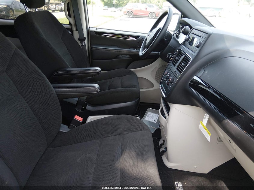2016 Dodge Grand caravan VIN 2C4RDGBG9GR363668 IAAI salvage auction — NORMAL WEAR, SF97 (Virginia), sold $13,200 on 2026-07-22 (photo 5)