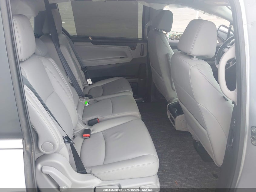 2024 Honda Odyssey VIN 5FNRL6H64RB011883 IAAI salvage auction — REAR END, Salvage Title, sold $11,100 on 2026-07-29 (photo 8)