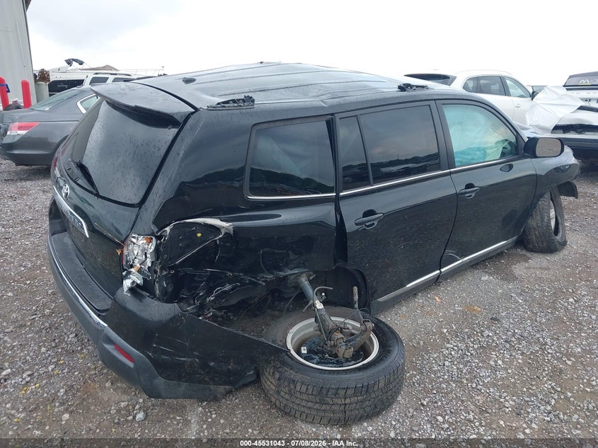 2011 Toyota Highlander VIN 5TDZK3EH8BS031353 IAAI salvage auction — ROLLOVER, Salvage (Tennessee), sold $25 on 2026-07-30 (photo 4)