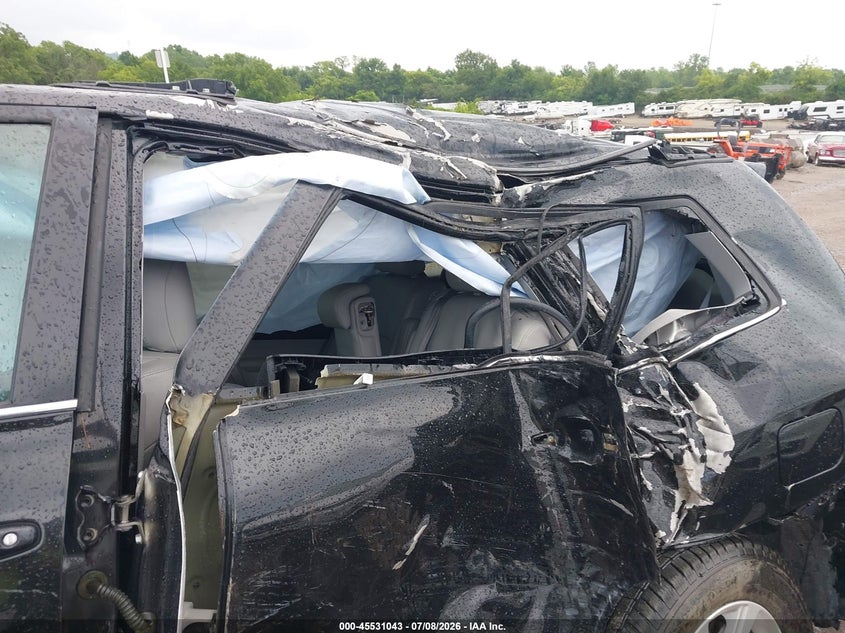 2011 Toyota Highlander VIN 5TDZK3EH8BS031353 IAAI salvage auction — ROLLOVER, Salvage (Tennessee), sold $25 on 2026-07-30 (photo 6)