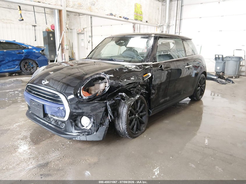 2018 Mini Hard top VIN WMWXP5C54J2G63527 IAAI salvage auction — LEFT SIDE, Wait Title, sold $500 on 2026-08-14 (photo 2)