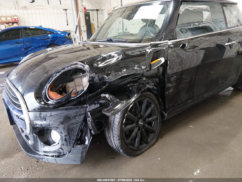 2018 Mini Hard top VIN WMWXP5C54J2G63527 IAAI salvage auction — LEFT SIDE, Wait Title, sold $500 on 2026-08-14 (photo 6)
