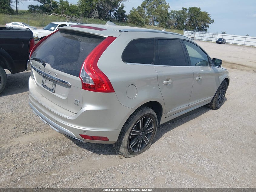 2017 Volvo Xc60 VIN YV440MRR7H2083336 IAAI salvage auction — NORMAL WEAR, Certificate Of Title (Nebraska), sold $650 on 2026-08-08 (photo 4)