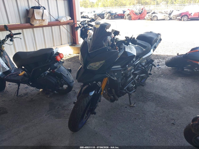 2019 Yamaha VIN JYARN62E1KA000523 IAAI salvage auction — THEFT, Rebuildable (Florida), sold $3,250 on 2026-07-29 (photo 2)