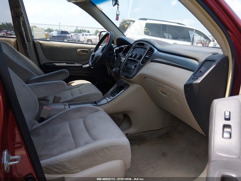 2002 Toyota Highlander VIN JTEGD21A220046482 IAAI salvage auction — NORMAL WEAR, Clear (North Carolina), sold $650 on 2026-07-15 (photo 5)