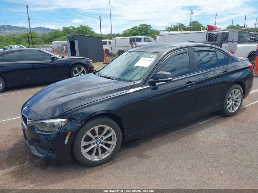 2016 BMW VIN WBA8E1G50GNT34423 IAAI salvage auction — NORMAL WEAR, Clear (Hawaii), sold $275 on 2026-07-21 (photo 2)