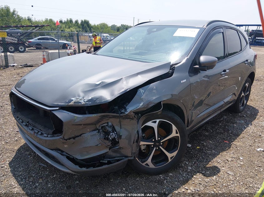 2024 Ford Escape VIN 1FMCU9NA6RUB50171 IAAI salvage auction — SIDE, Salvage (Ohio), sold $4,550 on 2026-07-26 (photo 2)