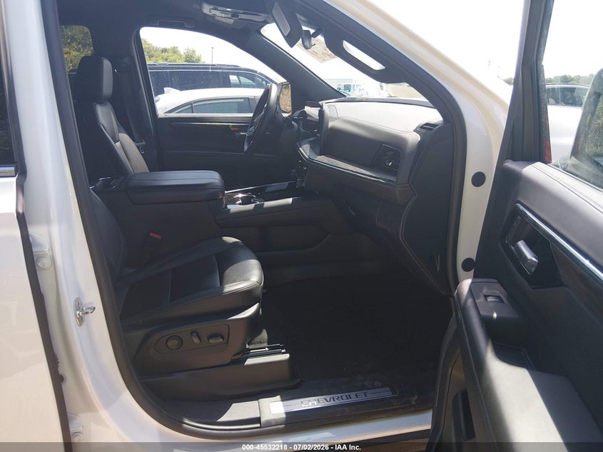 2025 Chevrolet Tahoe VIN 1GNS6NRD5SR185016 IAAI salvage auction — REAR END, Enterprise Vehicles Clear Only (Texas), sold $33,000 on 2026-07-29 (photo 5)