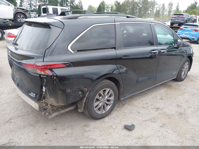 2021 Toyota Sienna VIN 5TDJSKFC4MS018449 IAAI salvage auction — FRONT & REAR, Salvage Title, sold $14,600 on 2026-07-22 (photo 4)