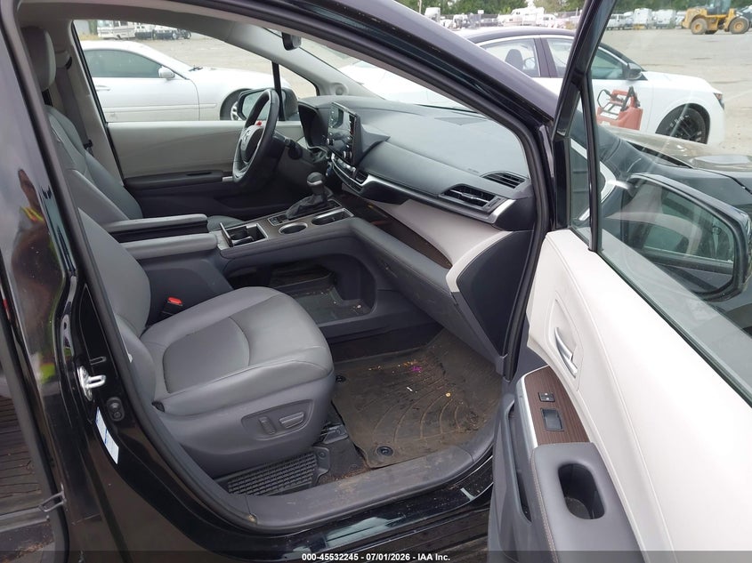 2021 Toyota Sienna VIN 5TDJSKFC4MS018449 IAAI salvage auction — FRONT & REAR, Salvage Title, sold $14,600 on 2026-07-22 (photo 5)