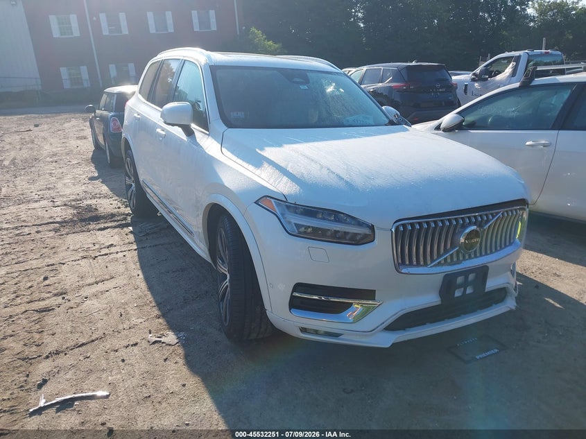 2025 Volvo Xc90 VIN YV4062PE8S1332077 IAAI salvage auction — SIDE, Salvage (Massachusetts), sold $15,200 on 2026-07-28 (photo 1)