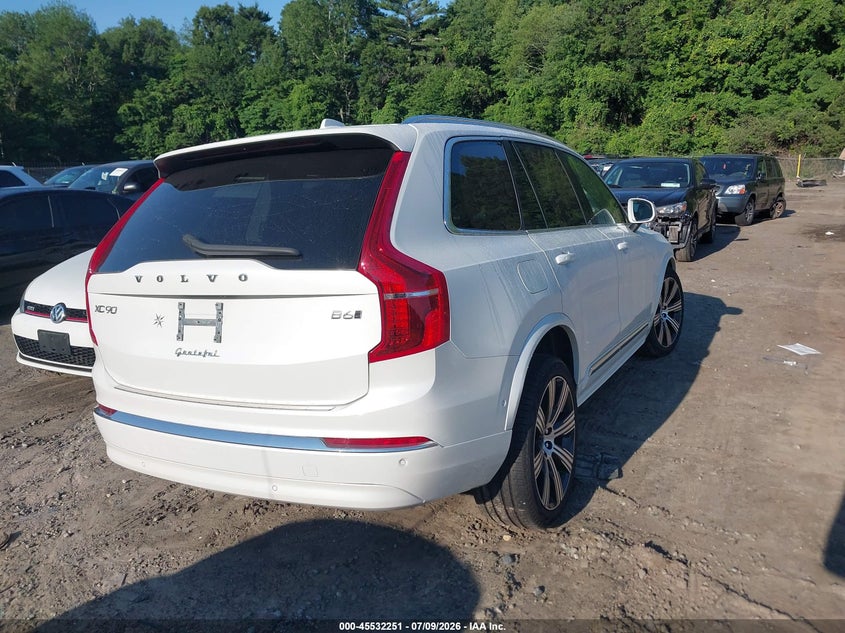 2025 Volvo Xc90 VIN YV4062PE8S1332077 IAAI salvage auction — SIDE, Salvage (Massachusetts), sold $15,200 on 2026-07-28 (photo 4)