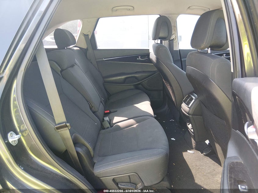 2016 Kia Sorento VIN 5XYPG4A33GG149517 IAAI salvage auction — NORMAL WEAR, Clear (Maryland), sold $2,375 on 2026-07-08 (photo 8)