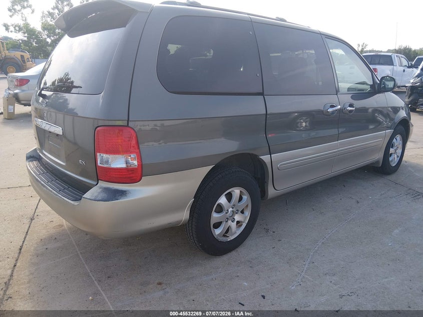 2004 Kia SEDONA VIN KNDUP131546530586 IAAI salvage auction — NORMAL WEAR, Clear (Missouri), sold $250 on 2026-07-28 (photo 4)