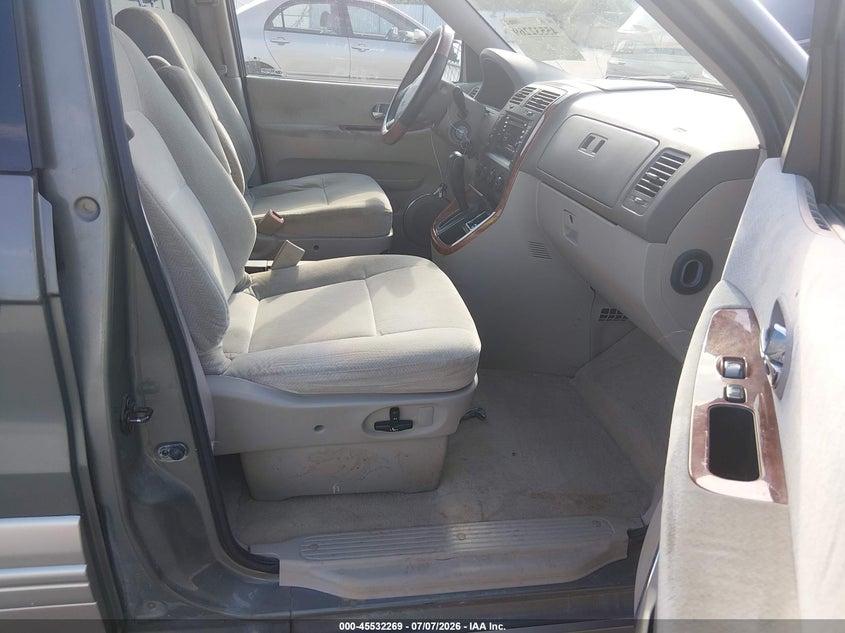 2004 Kia SEDONA VIN KNDUP131546530586 IAAI salvage auction — NORMAL WEAR, Clear (Missouri), sold $250 on 2026-07-28 (photo 5)