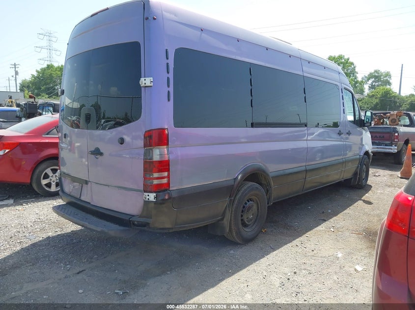 2008 Dodge Sprinter VIN WDWPE845085263332 IAAI salvage auction — NORMAL WEAR, Original (Ohio), sold $275 on 2026-07-09 (photo 4)