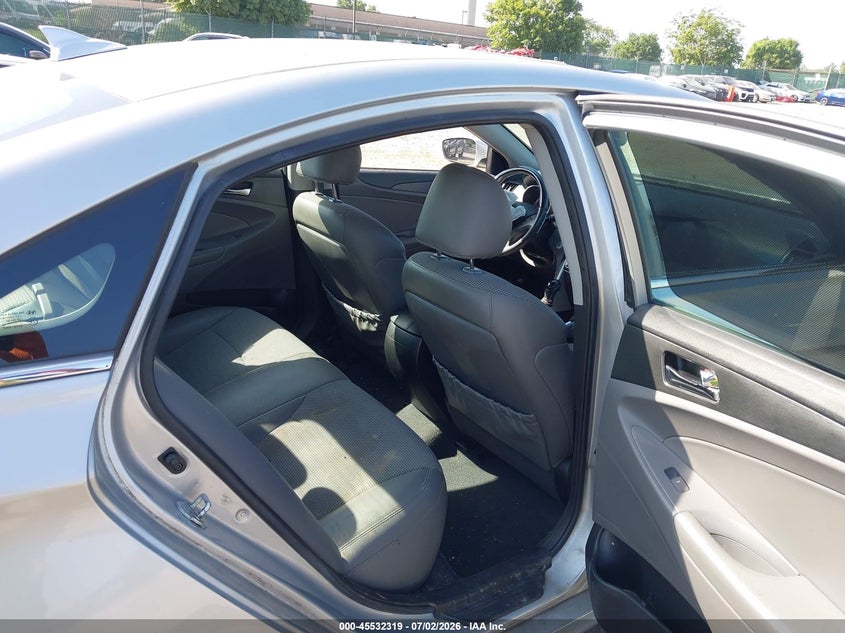2013 Hyundai Sonata VIN 5NPEC4AC4DH786892 IAAI salvage auction — FRONT END, Salvage (Pennsylvania), sold $450 on 2026-07-31 (photo 8)