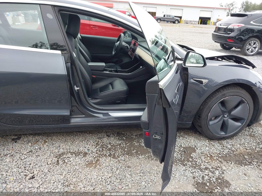 2018 Tesla Model 3 VIN 5YJ3E1EB2JF066633 IAAI salvage auction — FRONT END, Bill Of Sale (Washington), sold $6,100 on 2026-07-29 (photo 5)