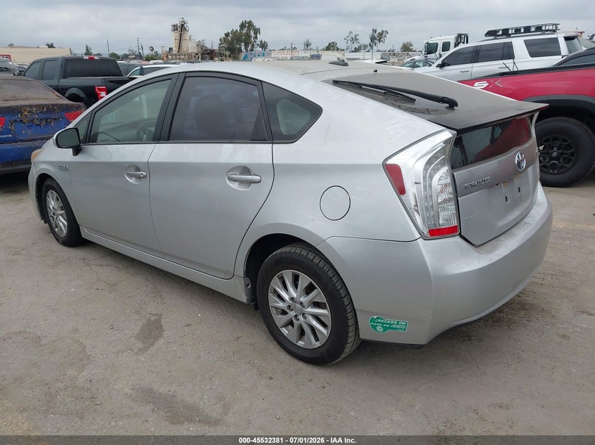 2014 Toyota Prius VIN JTDKN3DP4E3054782 IAAI salvage auction — RIGHT SIDE, Salvage (California), sold $3,900 on 2026-07-22 (photo 3)