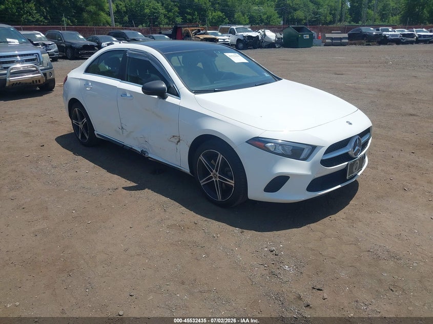 2019 Mercedes-benz A-klasse VIN WDD3G4FBXKW017872 — IAAI salvage auction photo