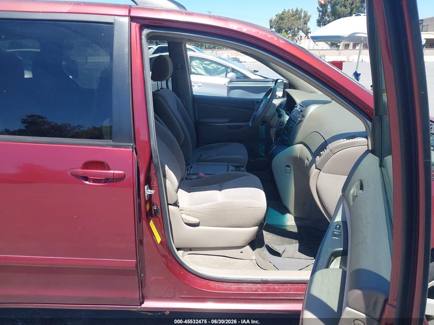 2006 Toyota Sienna VIN 5TDZA23C36S533052 IAAI salvage auction — NORMAL WEAR, Clear - Dealer Only (California), sold $1,100 on 2026-07-13 (photo 5)
