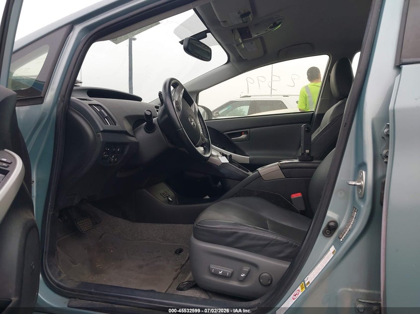 2013 Toyota Prius VIN JTDKN3DP1D3045939 IAAI salvage auction — FRONT END, Salvage Certificate (California), sold $4,400 on 2026-07-15 (photo 5)