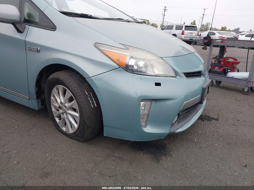 2013 Toyota Prius VIN JTDKN3DP1D3045939 IAAI salvage auction — FRONT END, Salvage Certificate (California), sold $4,400 on 2026-07-15 (photo 6)