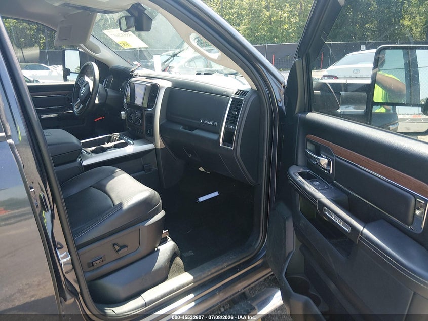 2017 Ram 1500 VIN 1C6RR7NT6HS692720 IAAI salvage auction — RIGHT FRONT, Salvage Title, sold $4,900 on 2026-08-29 (photo 5)