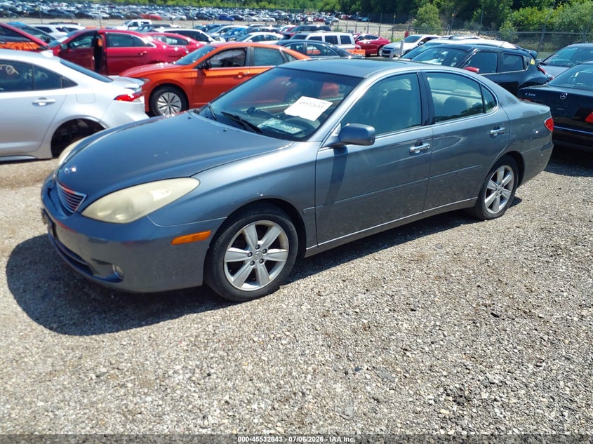 2005 Lexus Es 330 VIN JTHBA30G455119215 IAAI salvage auction — NORMAL WEAR, Clear (Illinois), sold $675 on 2026-07-15 (photo 2)