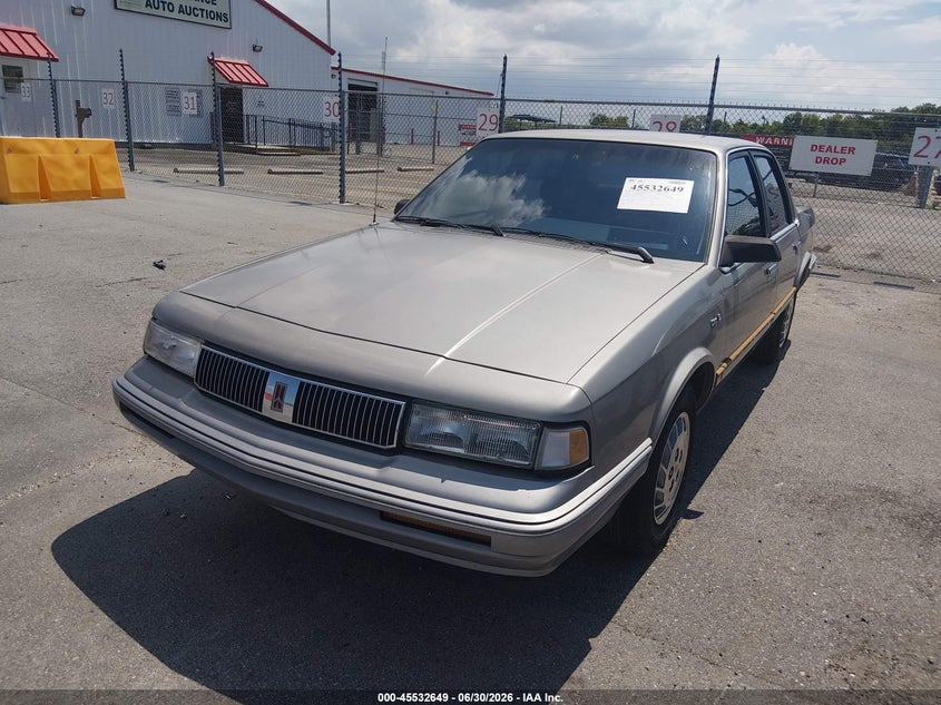 1996 Oldsmobile Ciera VIN 1G3AJ55M8T6313065 IAAI salvage auction — NORMAL WEAR, Clear (Alabama), sold $375 on 2026-07-27 (photo 2)