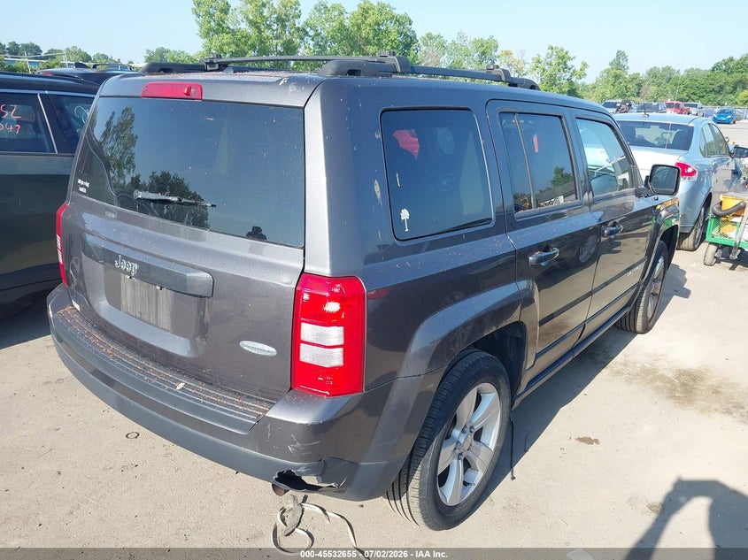 2016 Jeep Liberty (patriot) VIN 1C4NJPFB0GD700222 IAAI salvage auction — SIDE, Salvage (Ohio), sold $300 on 2026-07-23 (photo 4)