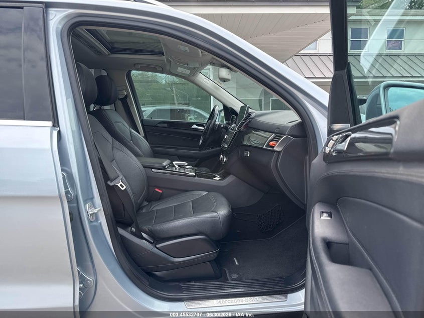 2016 Mercedes-benz Gle class VIN 4JGDA5GB0GA666794 IAAI salvage auction — NORMAL WEAR, Clear (Virginia), sold $13,500 on 2026-08-02 (photo 5)