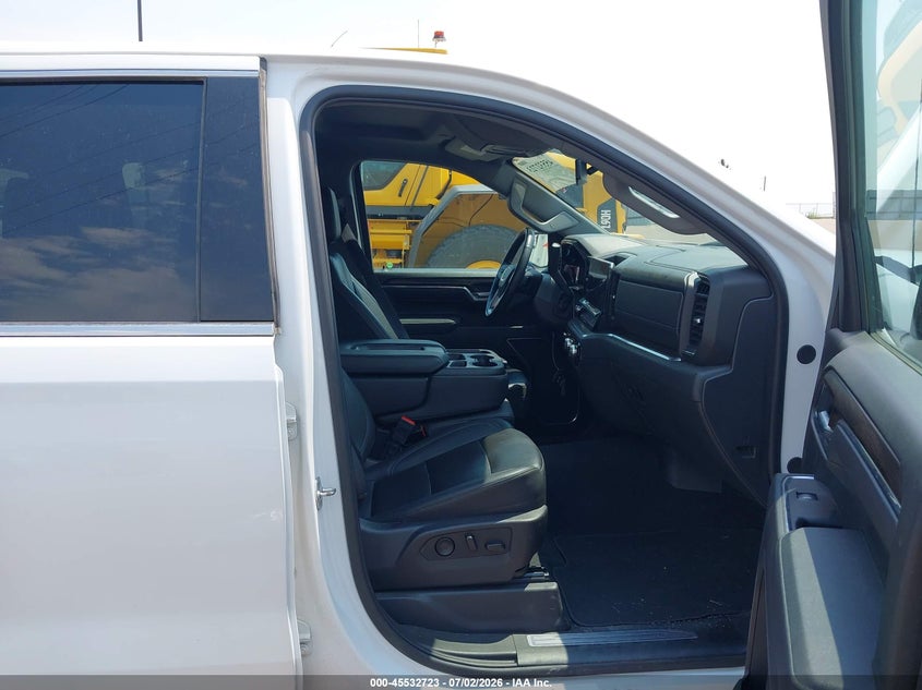 2025 Gmc SIERRA VIN 3GTUUDED6SG200629 IAAI salvage auction — SIDE, Enterprise Vehicles Clear Only (Nevada), sold $25,150 on 2026-07-14 (photo 5)