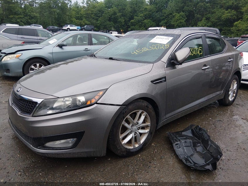 2013 Kia Optima VIN 5XXGM4A70DG164651 IAAI salvage auction — RIGHT FRONT, Clear (Massachusetts), sold $250 on 2026-07-17 (photo 2)