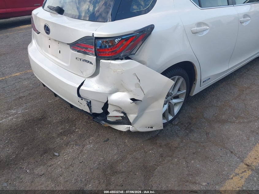 2015 Lexus Ct VIN JTHKD5BH4F2220329 IAAI salvage auction — REAR END, Clear (Michigan), sold $4,000 on 2026-07-18 (photo 6)