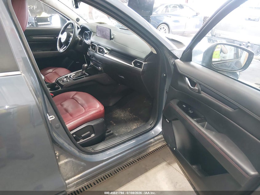 2024 Mazda Cx-5 VIN JM3KFBCL7R0516367 IAAI salvage auction — FRONT END, Salvage Title, sold $9,300 on 2026-10-08 (photo 5)