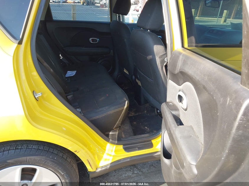 2014 Kia Soul VIN KNDJP3A53E7046884 IAAI salvage auction — SIDE, Clear (North Carolina), sold $1,300 on 2026-07-23 (photo 8)