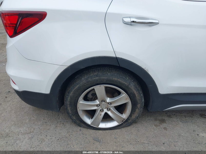 2018 Hyundai Santa fe VIN 5XYZWDLAXJG542039 IAAI salvage auction — NORMAL WEAR, Clear (Washington), sold $4,025 on 2026-07-29 (photo 6)