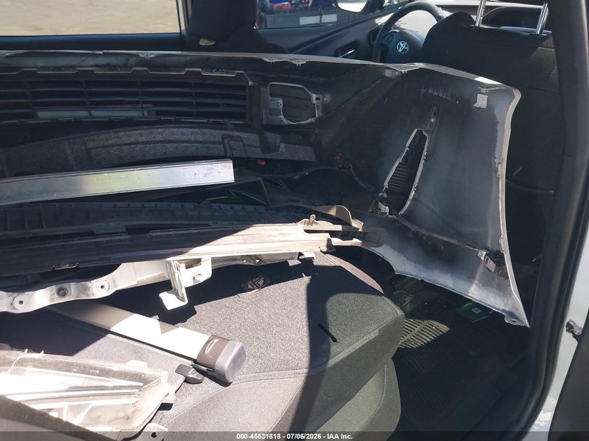 2019 Toyota Prius VIN JTDKARFU2K3091181 IAAI salvage auction — FRONT END, Salvage Certificate (California), sold $5,300 on 2026-07-22 (photo 8)