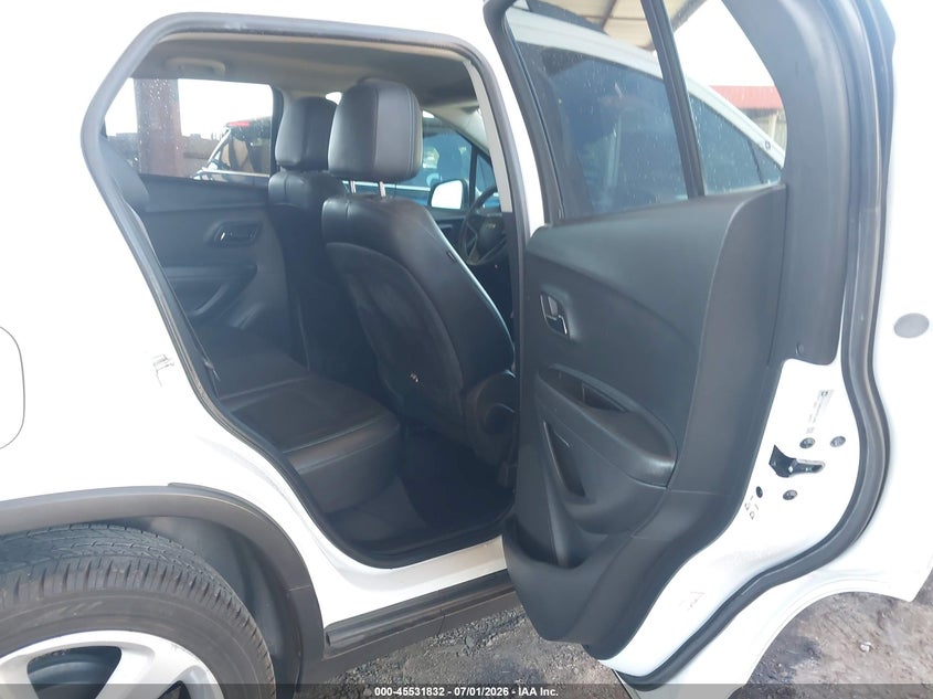 2015 Chevrolet Trax VIN KL7CJNSB4FB075896 IAAI salvage auction — FRONT END, Salvage Title, sold $25 on 2026-07-28 (photo 8)